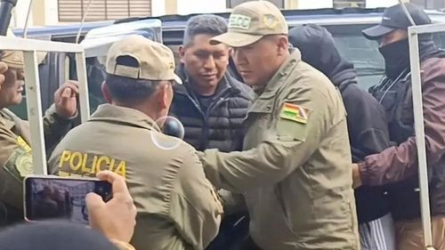 Exministro es aprehendido en investigación por caso Emapa