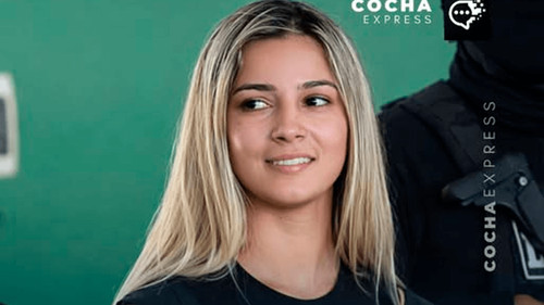 Actitud desafiante: Hermanastra de Marset se muestra sonriente durante su presentación oficial ante los medios