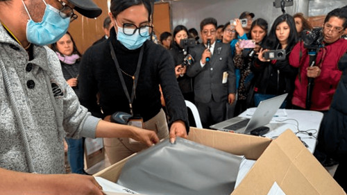 TED La Paz concluye el armado de 9.099 maletas electorales y comenzará su distribución el miércoles