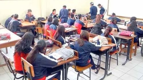 Educación investiga cobros irregulares en colegios de El Alto y La Paz