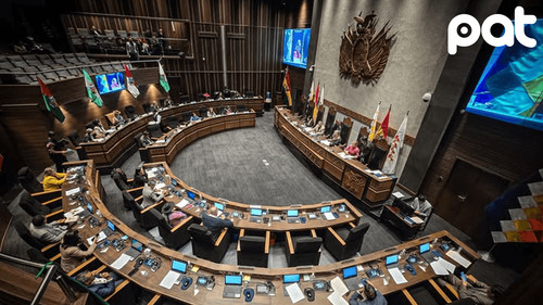 Senado aprueba resolución para restringir salida exautoridades