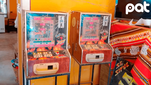 AJ decomisa máquinas tragamonedas en local ilegal de Caranavi