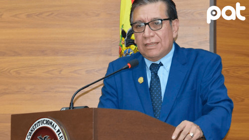 Exmagistrado Gonzalo Hurtado del TCP se presenta a declarar por investigación de prórroga