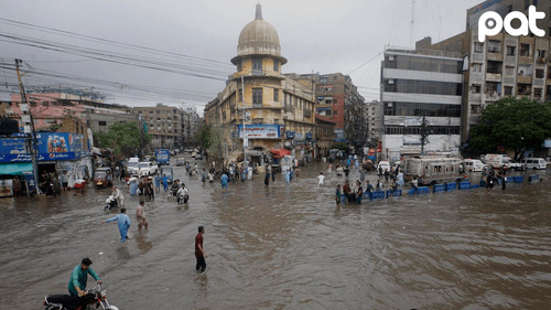 Lluvias monzónicas dejan 24 muertos en Pakistán