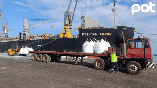 Bolivia inicia operaciones comerciales por puerto de Ilo