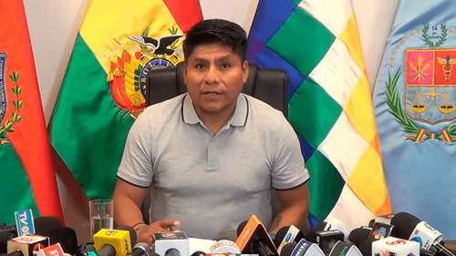 Rios pide renuncia de legisladores evistas y Loza responde